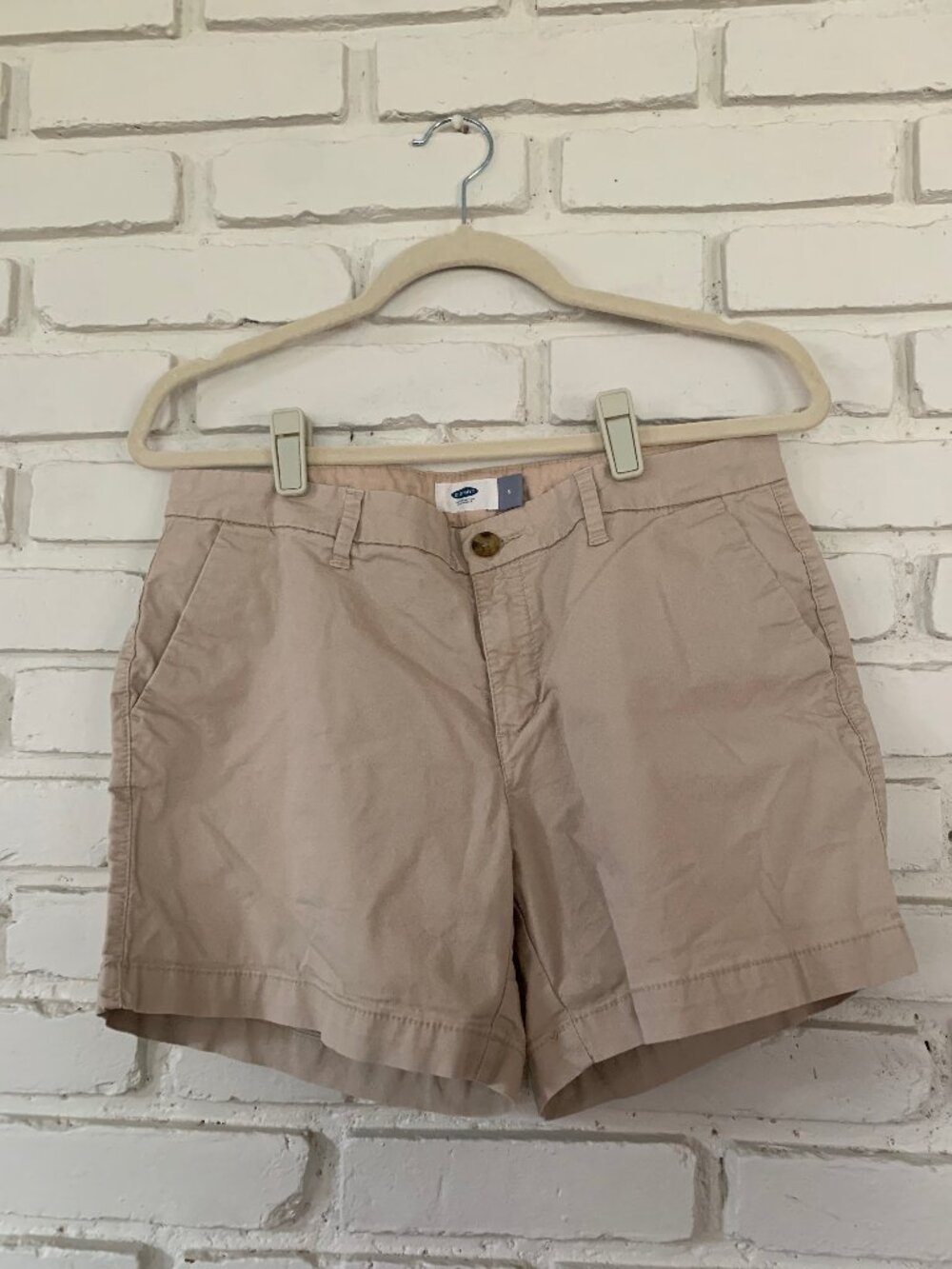 Women's 4" 100% Cotton Short Khaki Old Navy